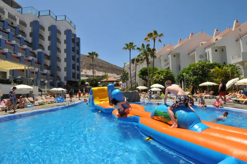 Paradise Park Fun Lifestyle Hotel gallery image 6