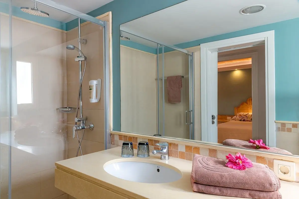 Cordial Biarritz Bungalows gallery image 14