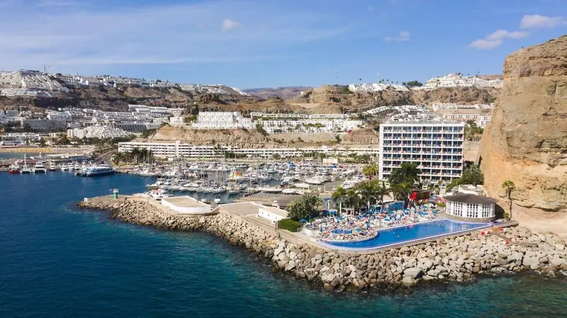 Marina Suites gallery image 18