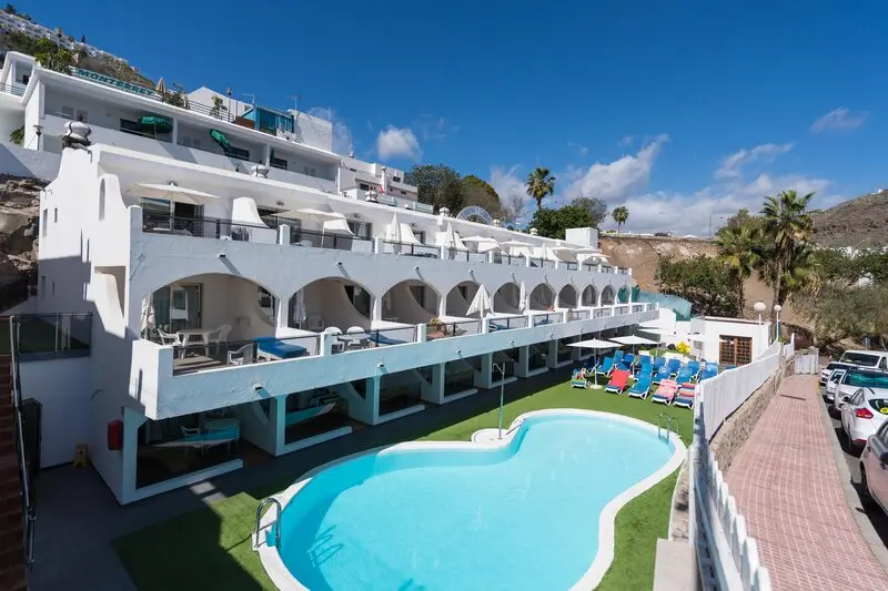 eó Hotel Corona Cedral