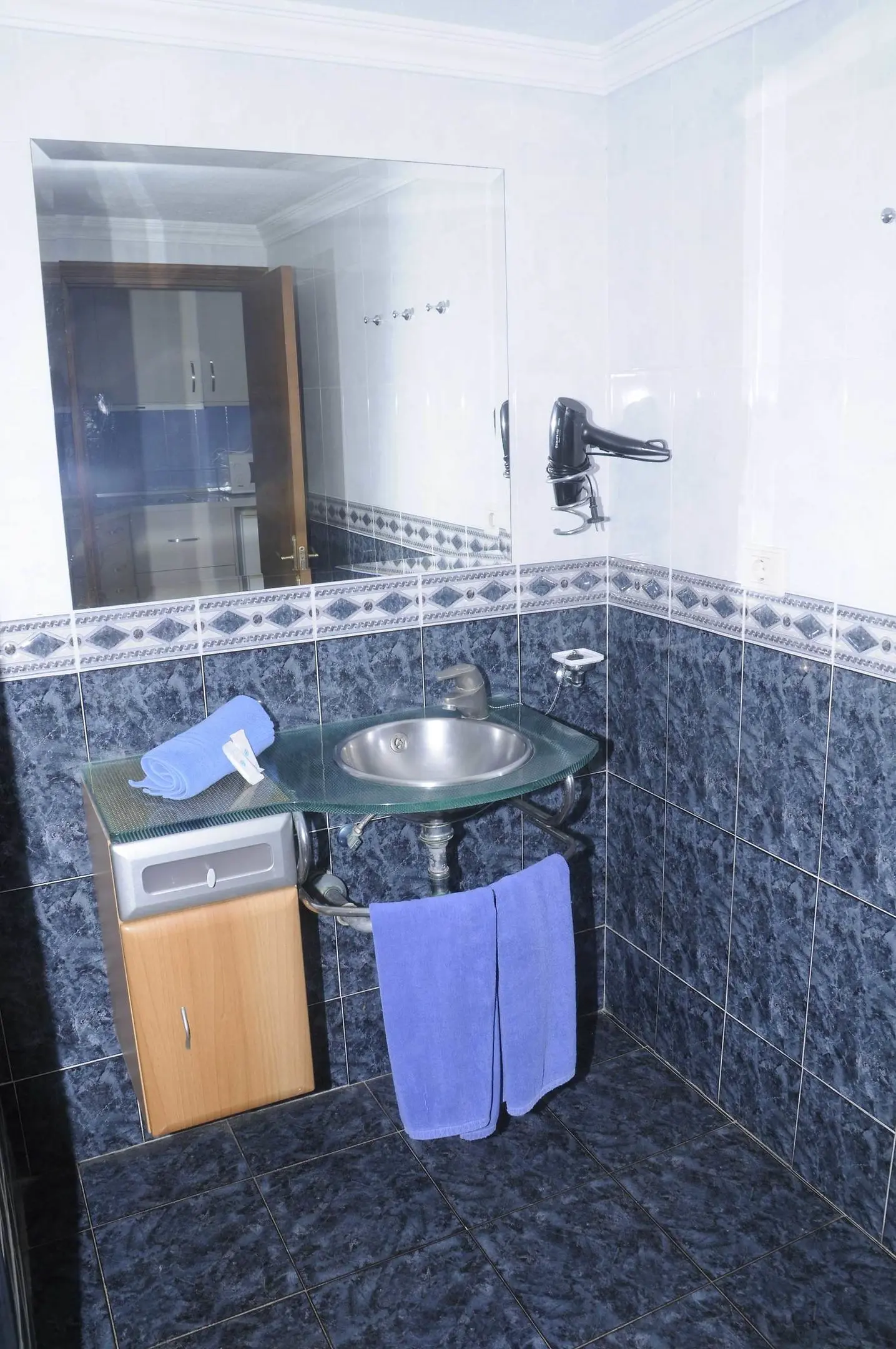 Lufesa Apartments gallery image 15