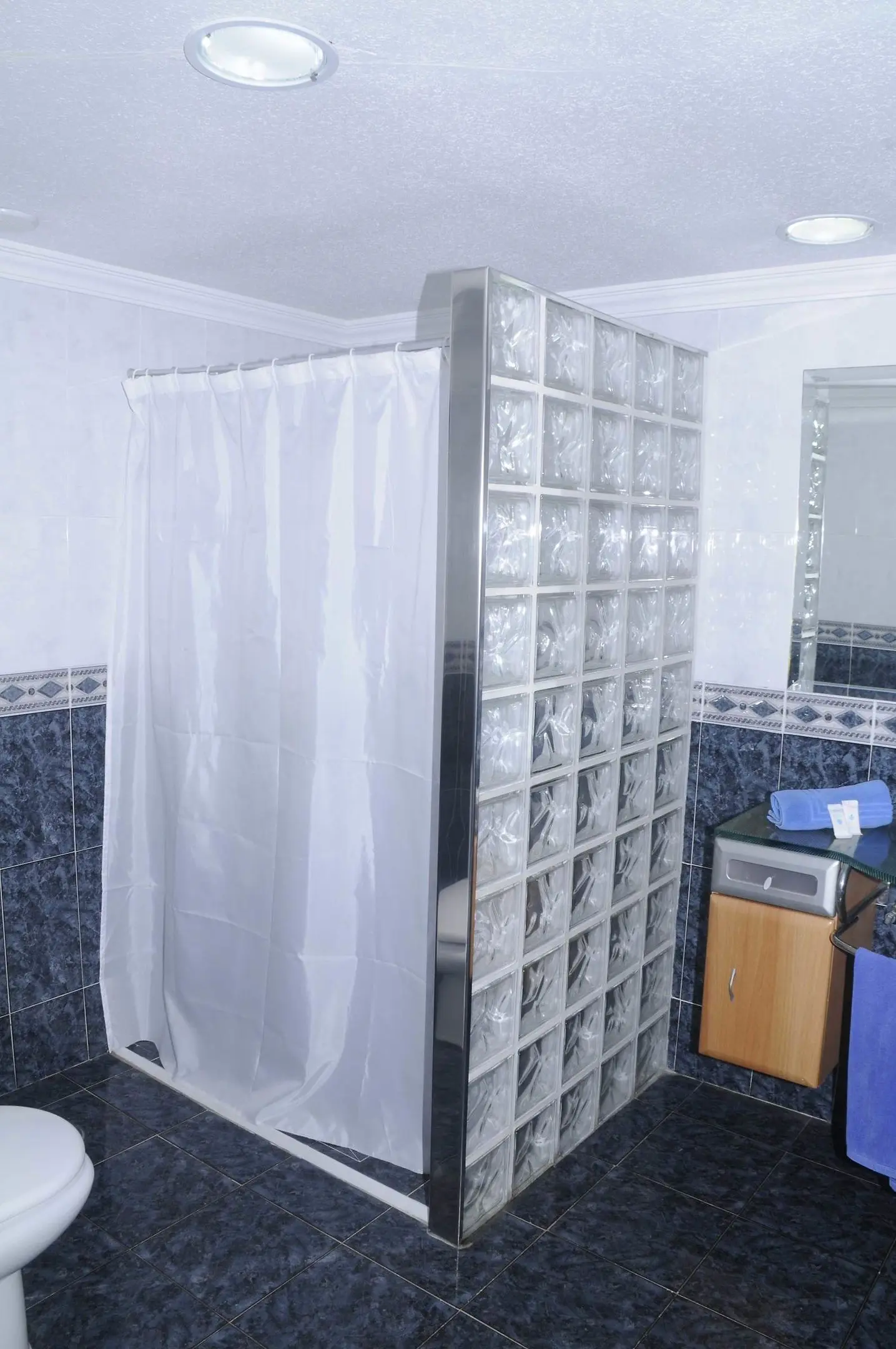 Lufesa Apartments gallery image 16