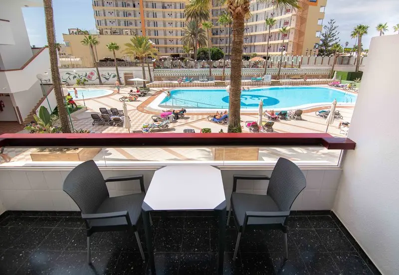 Corona Blanca Apartments gallery image 7