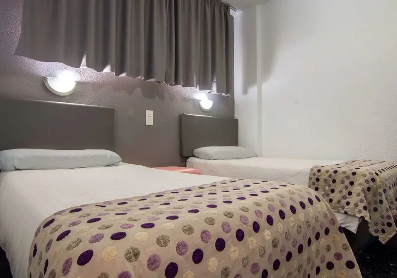Corona Blanca Apartments gallery image 5