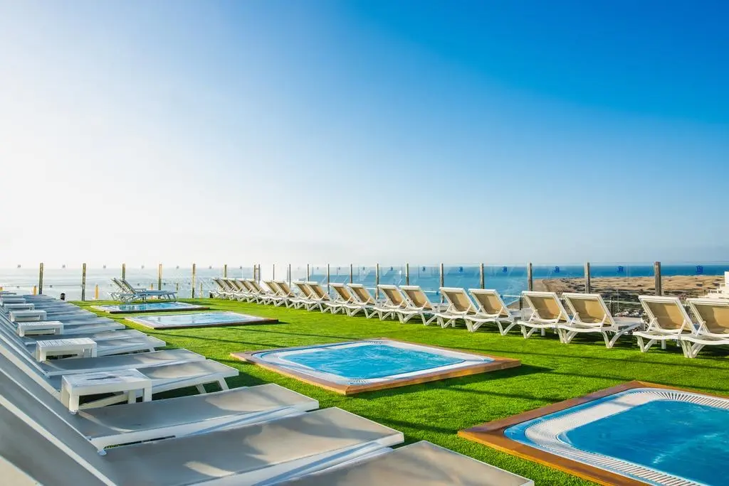 HL Suitehotel Playa Del Ingles gallery image 4