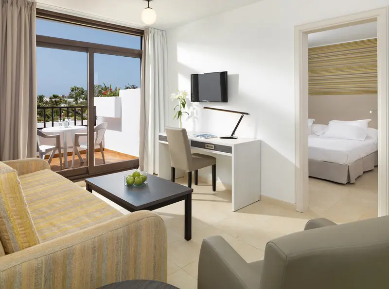 H10 Suites Lanzarote Gardens gallery image 14