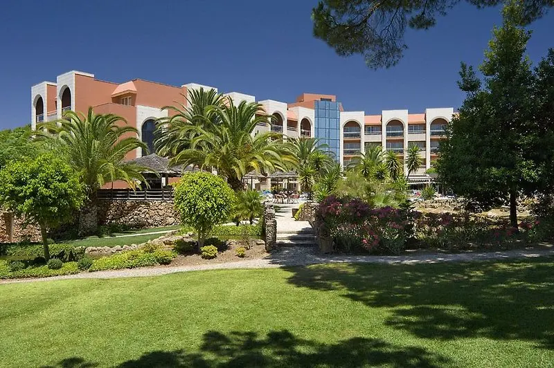 Falesia Hotel gallery image 5