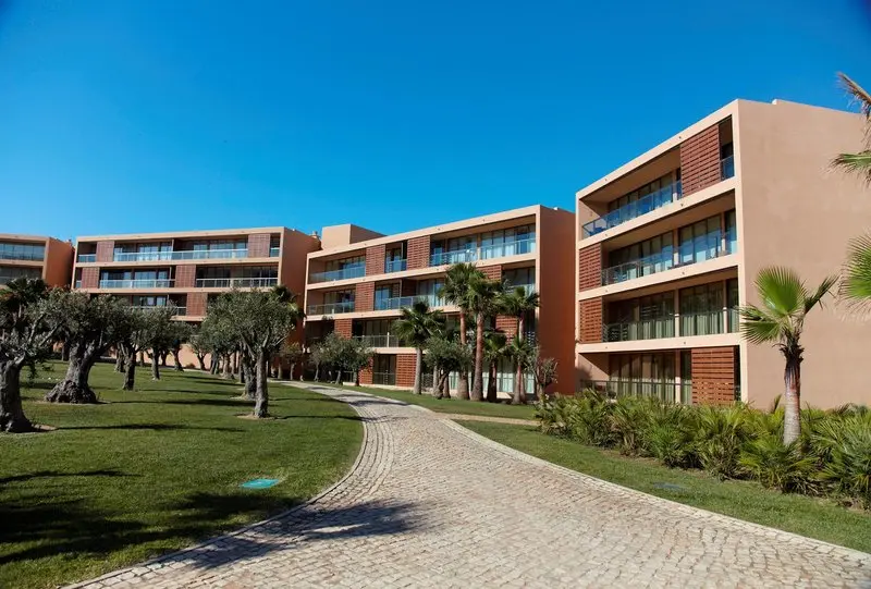Salgados Vila Das Lagoas Apts gallery image 7