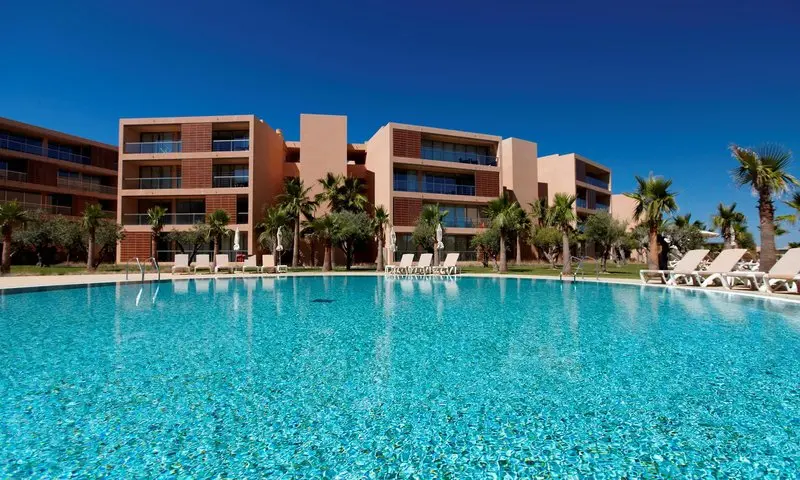 Salgados Vila Das Lagoas Apts gallery image 3