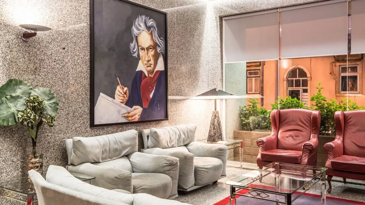 3K Madrid Hotel gallery image 11