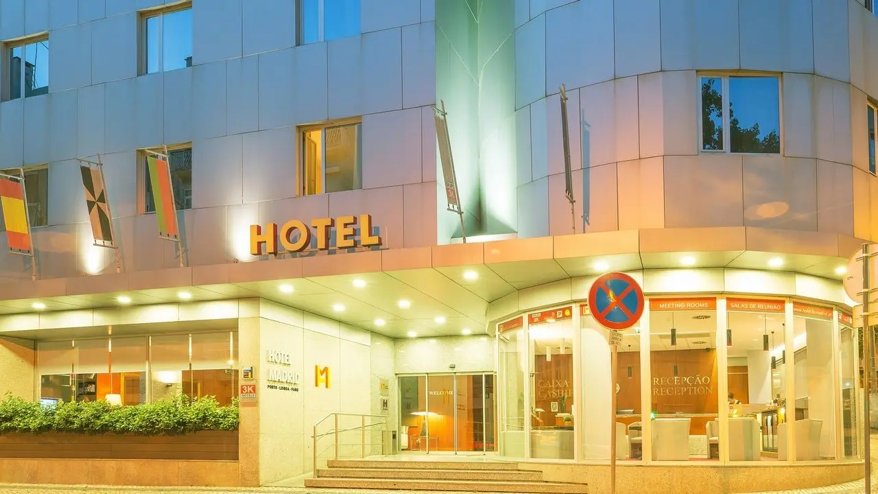 3K Madrid Hotel gallery image 2