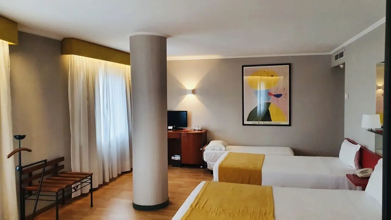 3K Madrid Hotel gallery image 23
