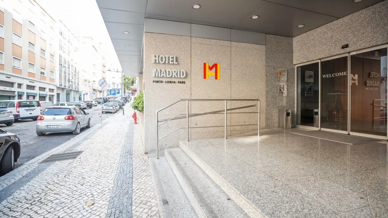 3K Madrid Hotel gallery image 4