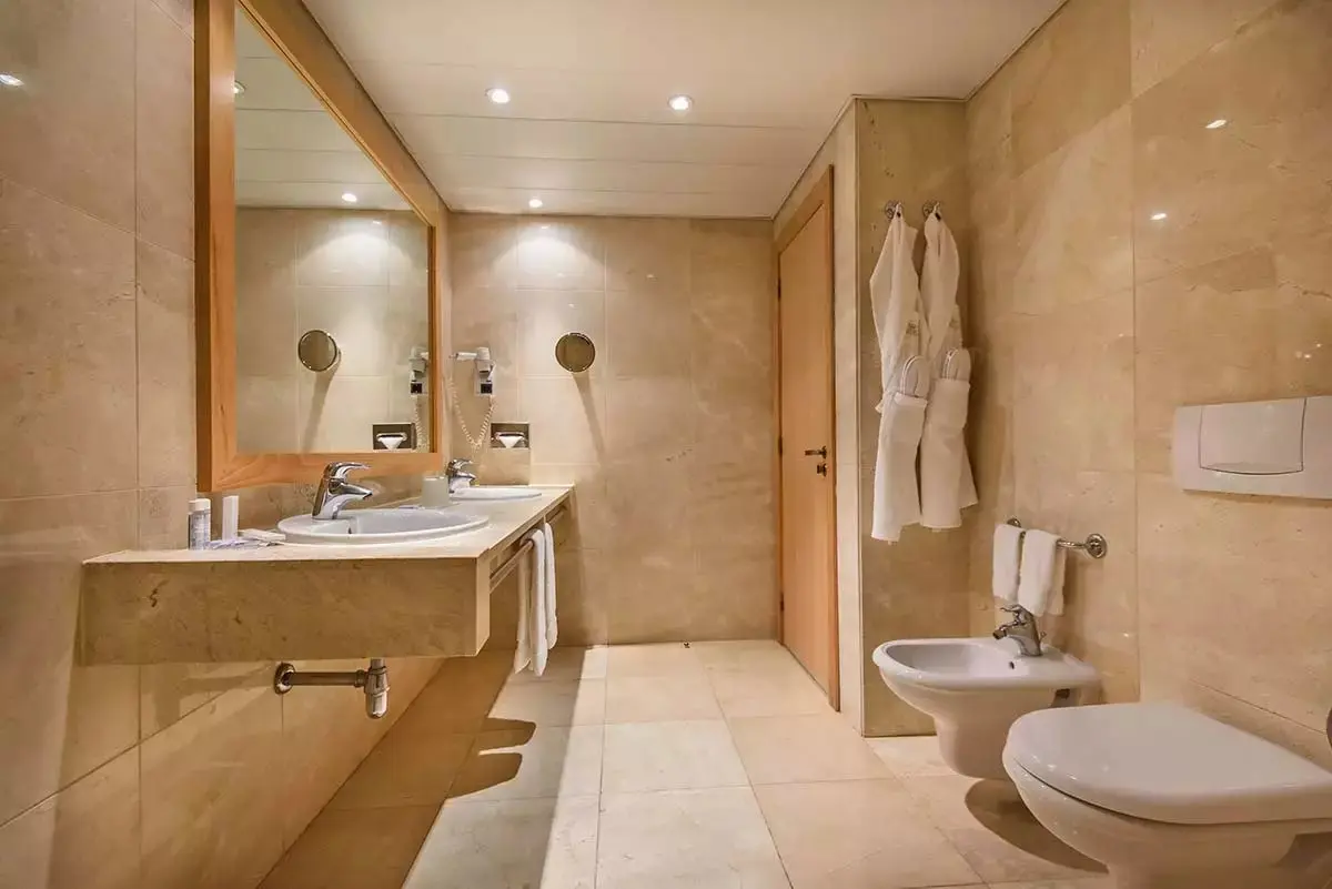 Real Palacio Hotel gallery image 11