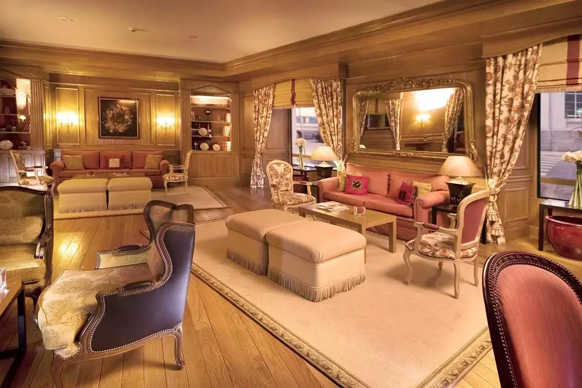 Real Palacio Hotel gallery image 2