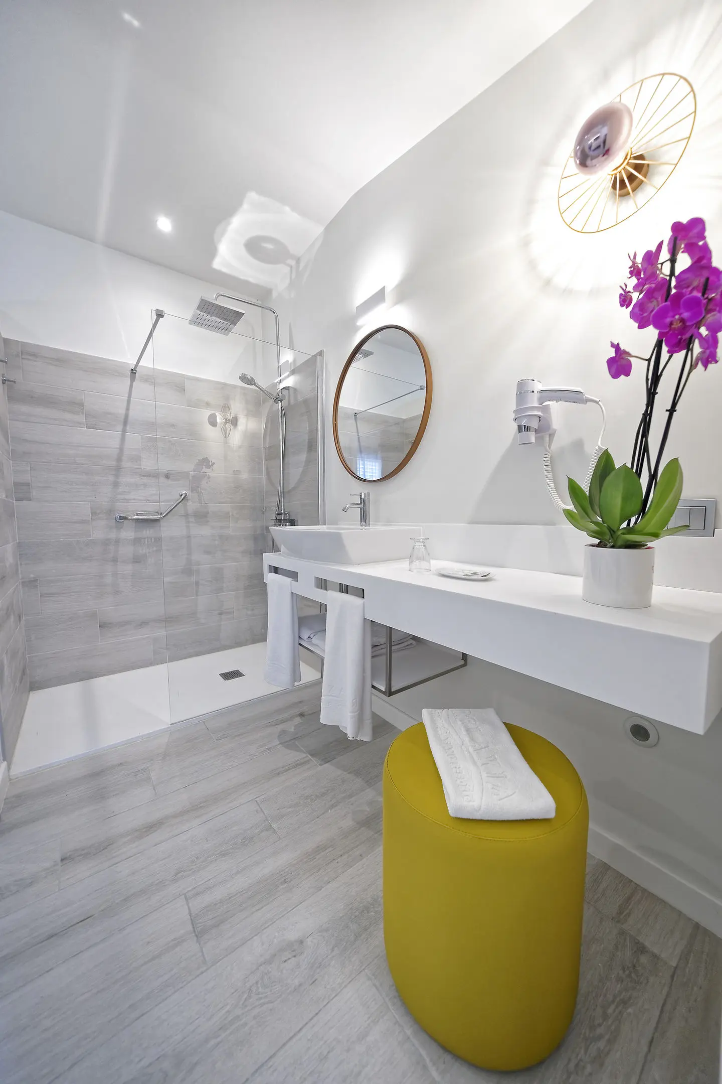 Los Girasoles Apartments gallery image 27