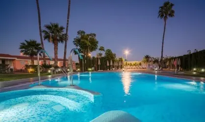 Los Girasoles Apartments