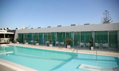 Nayra Hotel