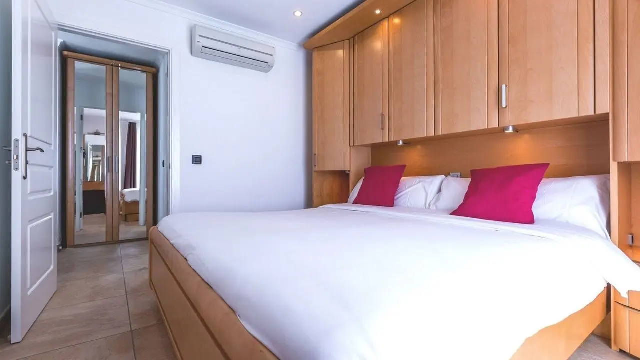 Bahia Blanca Apartments gallery image 7