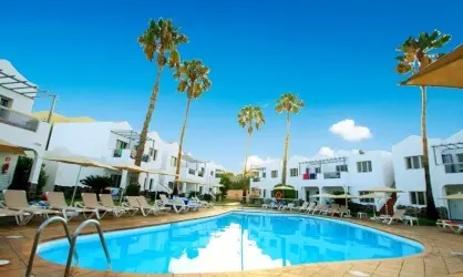 Turbo Club Apartments