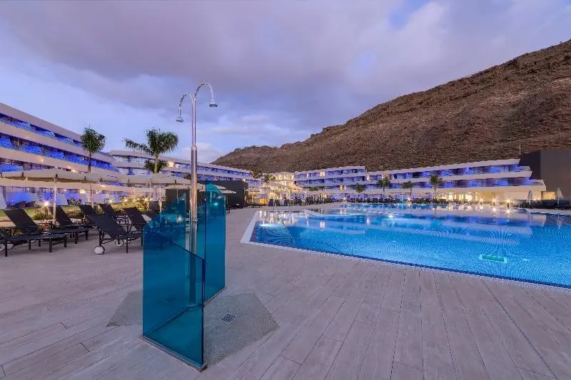 Radisson Blu Resort & Spa gallery image 3