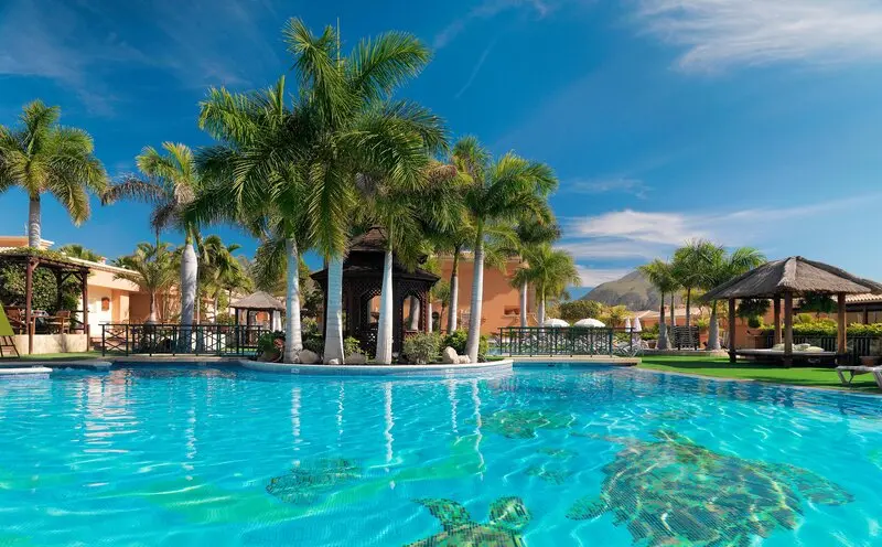 Green Garden Resort and Suites gallery image 3