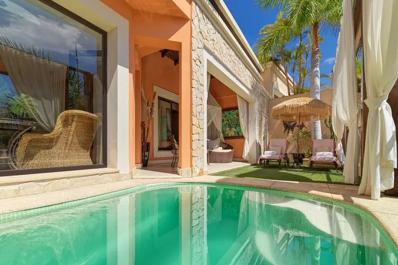 Royal Garden Villas Hotel gallery image 6