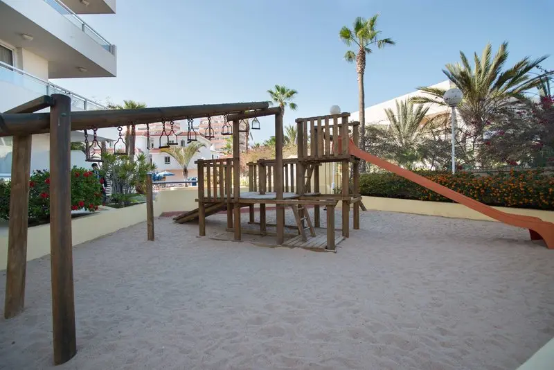 Catalonia Oro Negro Hotel gallery image 18