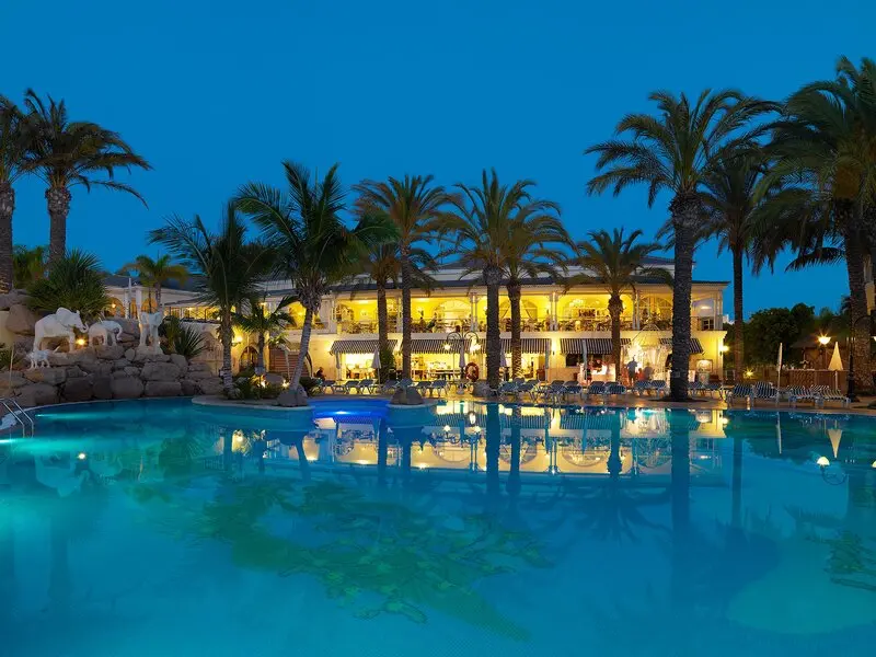 Gran Oasis Resort Hotel