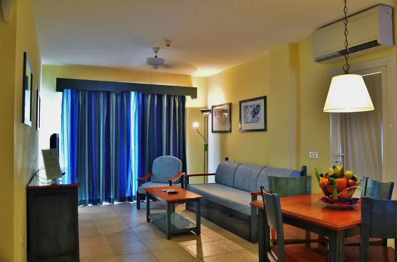 Granada Park Apartments gallery image 11