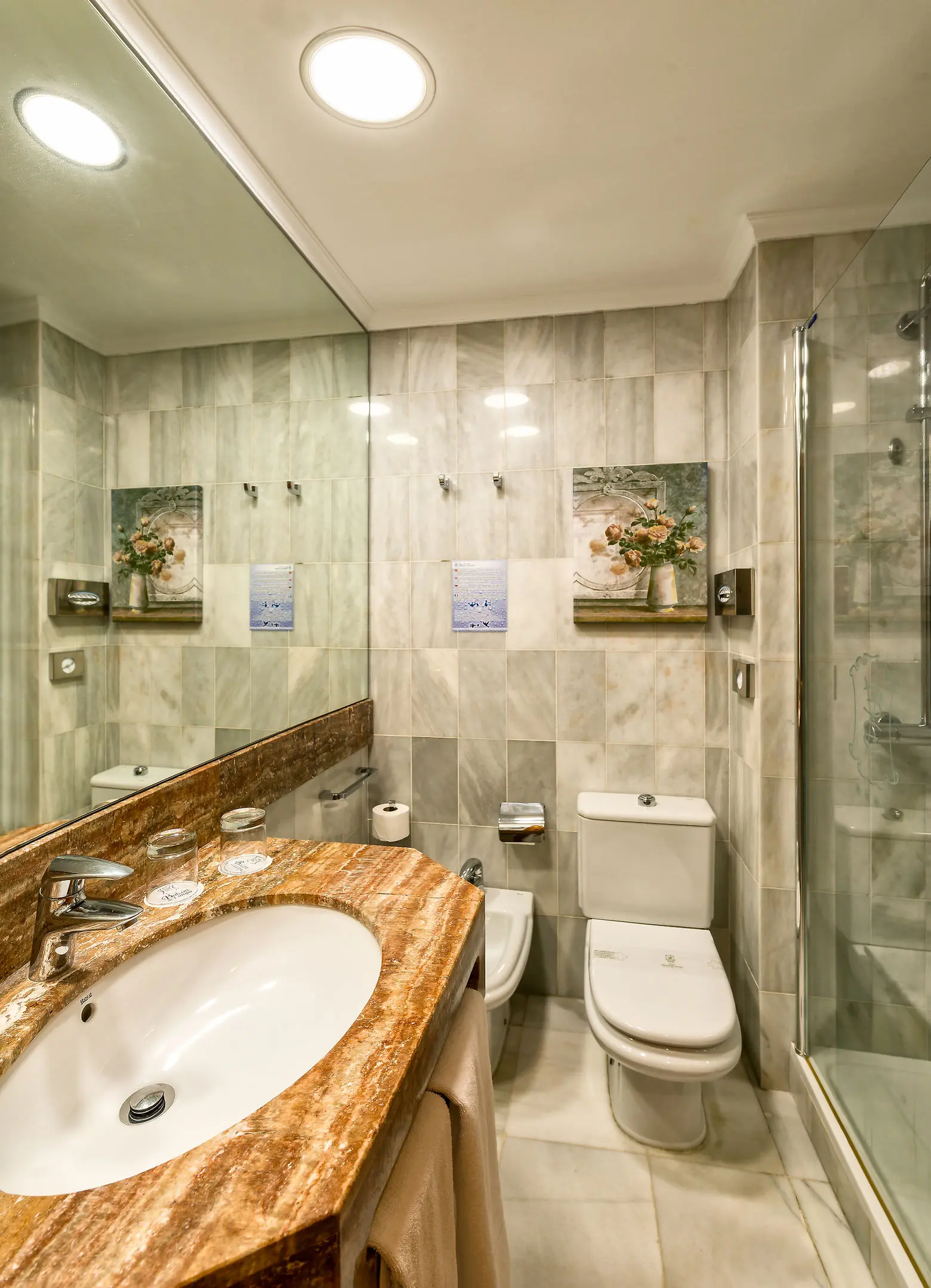Balcon De Europa Hotel gallery image 17
