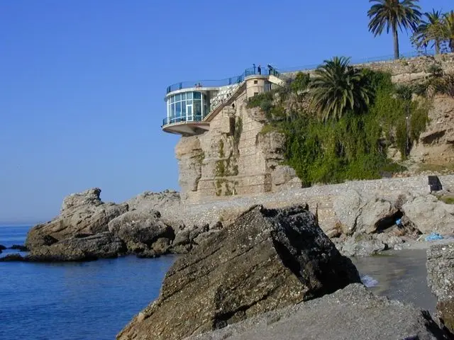 Jose Cruz Hotel gallery image 1
