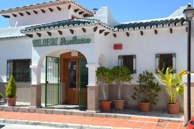 Jose Cruz Hotel