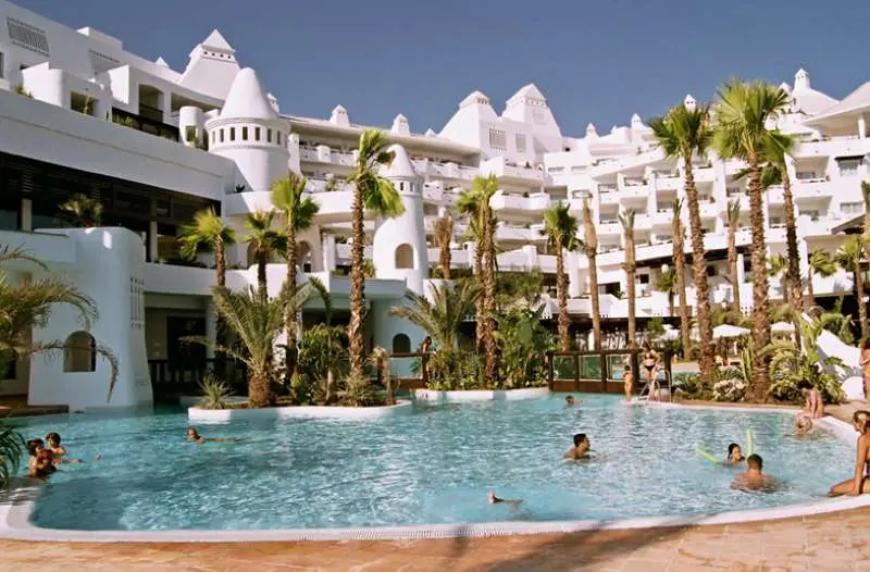 H10 Estepona Palace gallery image 1