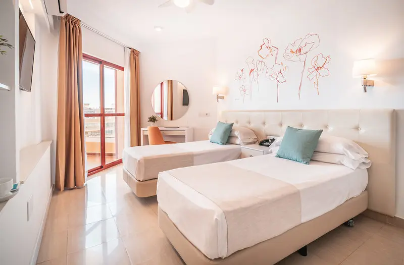 Angela Hotel gallery image 9