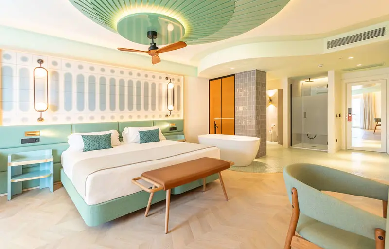 Angela Hotel gallery image 17