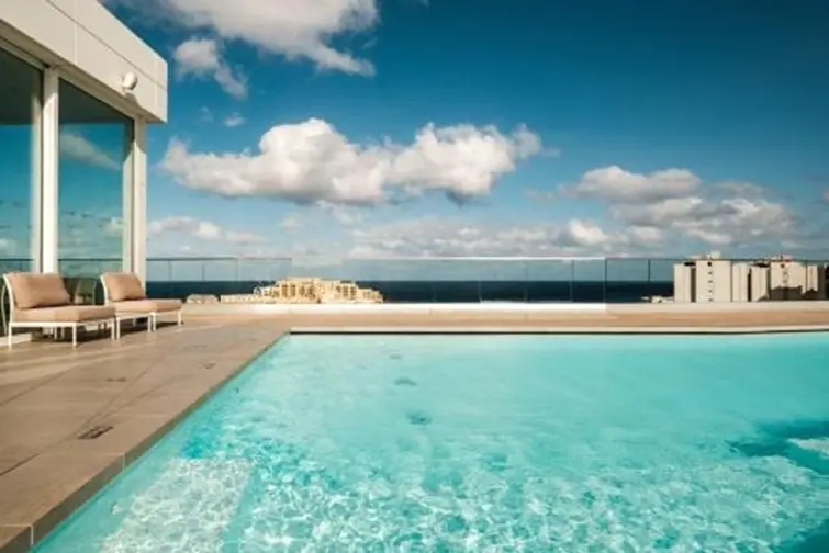 Be Hotel gallery image 3