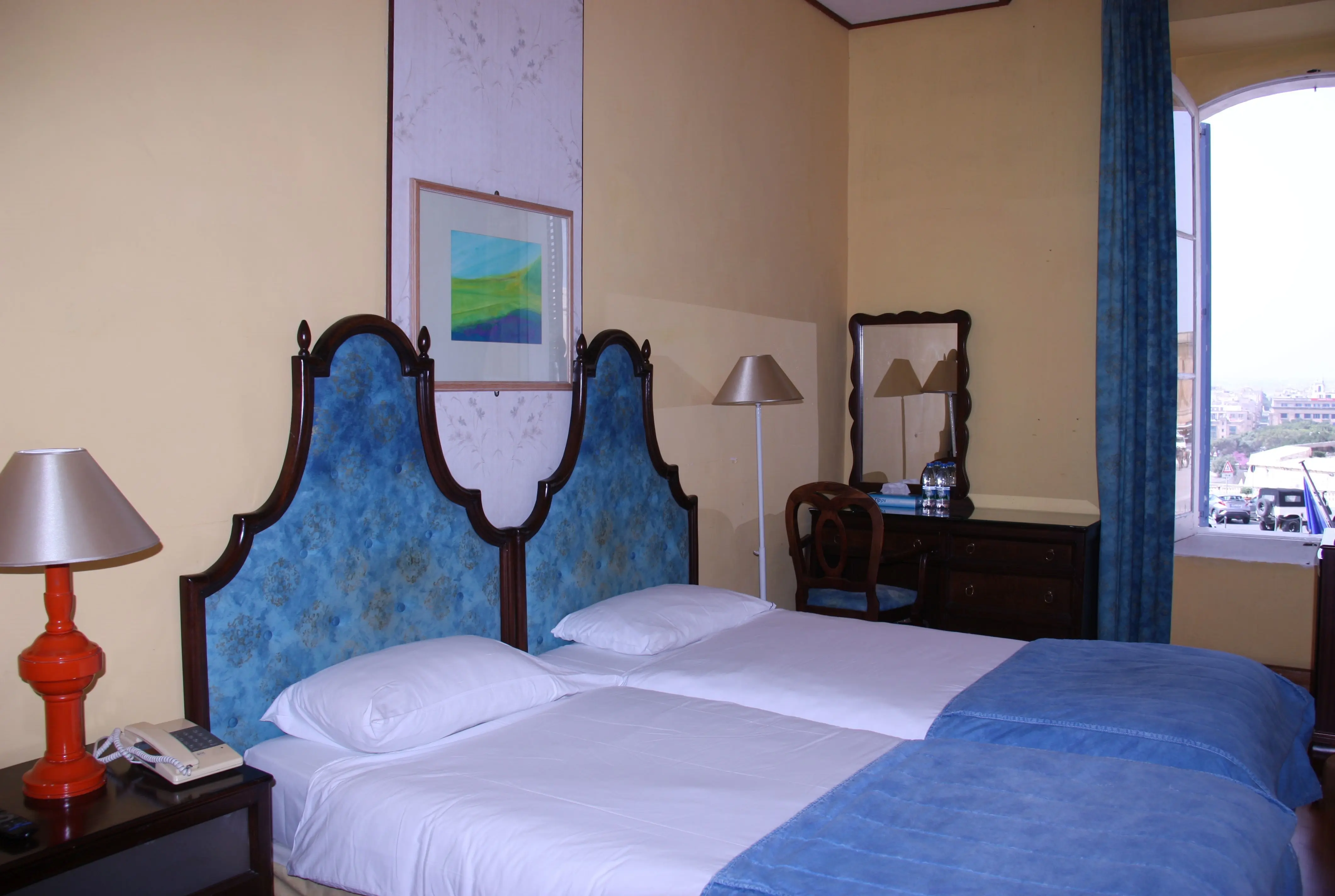 Castille Hotel gallery image 5
