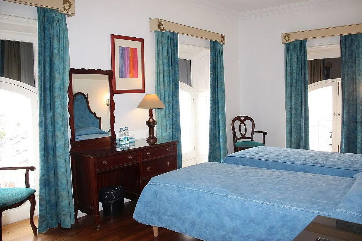 Castille Hotel gallery image 7