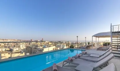 AX Victoria Hotel