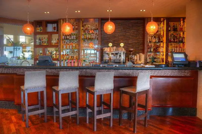 Radisson Blu St Julian gallery image 7