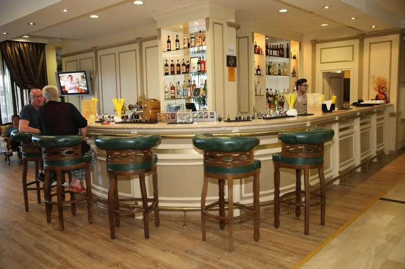 Tiara Beach Hotel gallery image 17