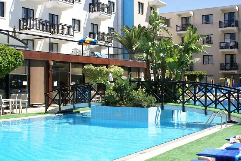 Anemi Hotel & Suites