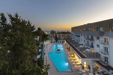 Anemi Hotel & Suites