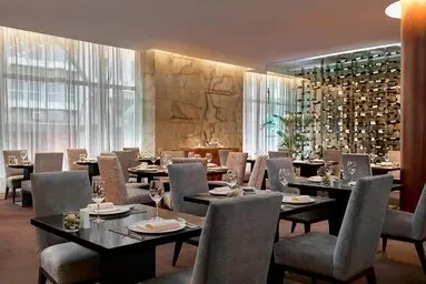 Sheraton Lisboa Hotel & Spa gallery image 4
