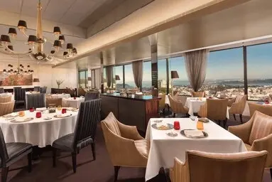 Sheraton Lisboa Hotel & Spa gallery image 7