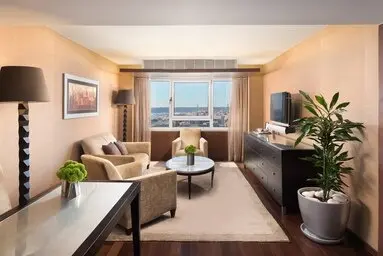 Sheraton Lisboa Hotel & Spa gallery image 8