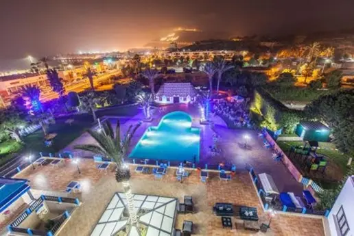 Oasis Hotel