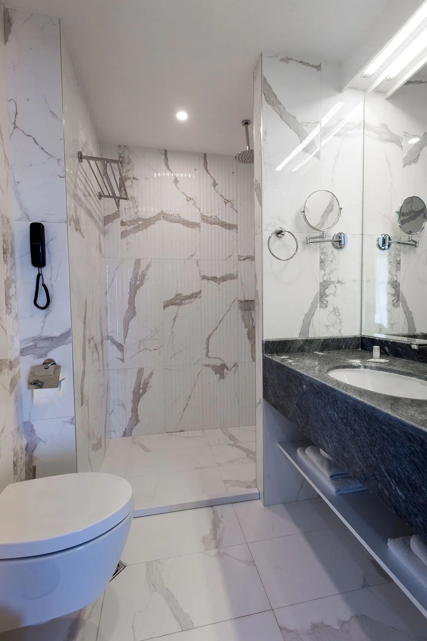 Best Western Plus Premium Inn gallery image 30