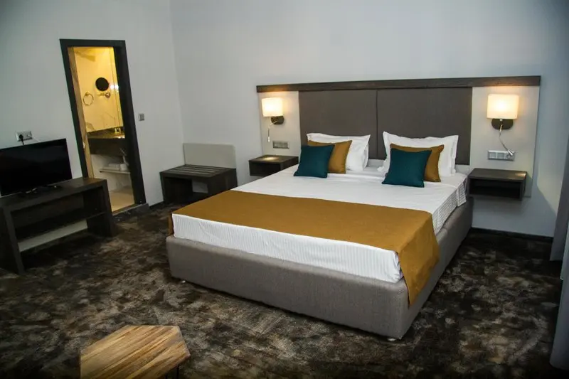 Best Western Plus Premium Inn gallery image 17
